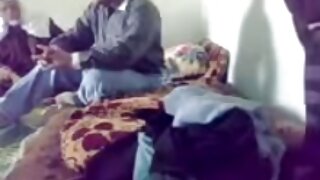 لڑکے نے کھلاڑی کی گد ...
